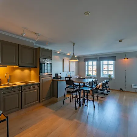 Harbour Sea View Апартаменты Свольвер
