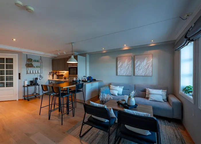 Harbour Sea View 아파트 스볼베르