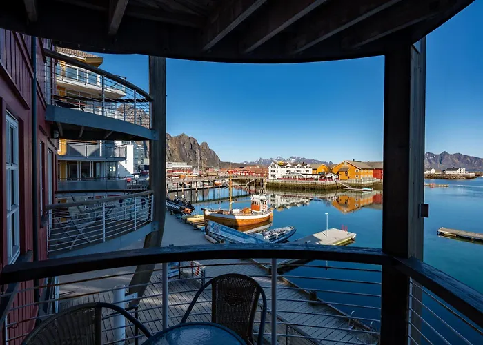 Harbour Sea View 스볼베르